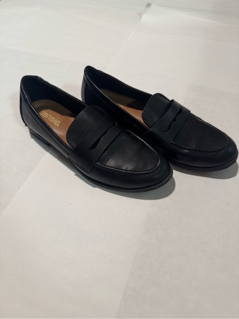 Kensie Black Leather Women's Penny Loafers